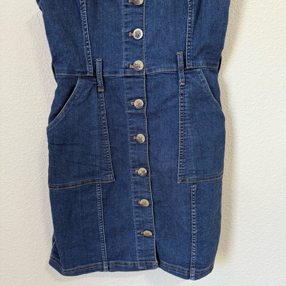 H&M Divided Dark Blue Denim Button Up Mini Dress with Pockets Women’s Size 6 - Picture 4 of 6